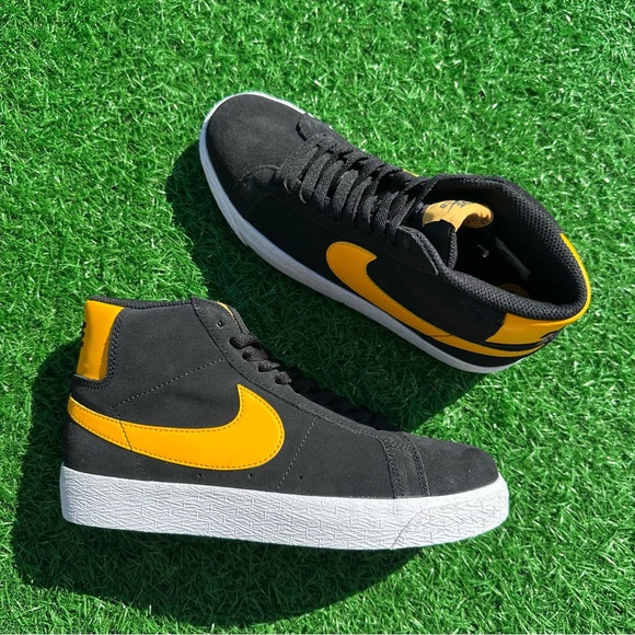 Nike Sb Zoom Blazer Mid Black / University Gold - Picture 12 of 13